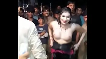 Sexy girl nude dance striping off in public while dancing